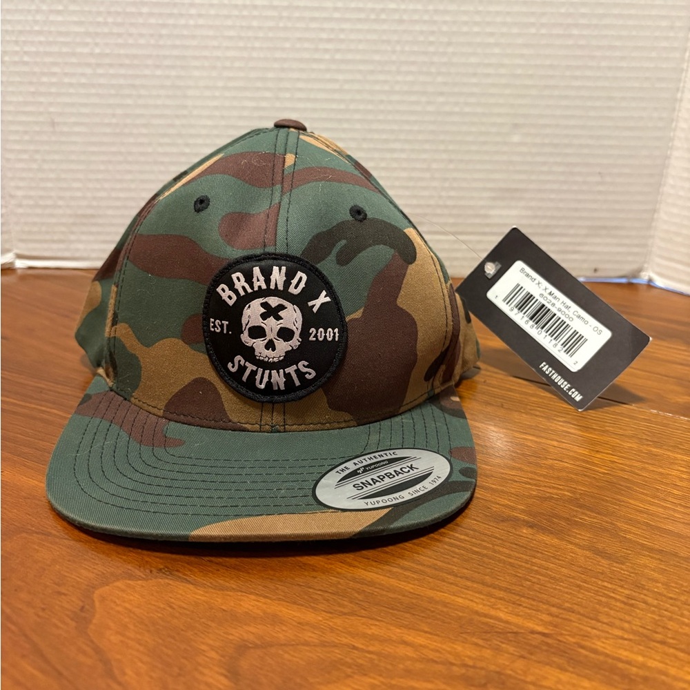 NWT BRAND X Stunts snapback Camo Hat OS